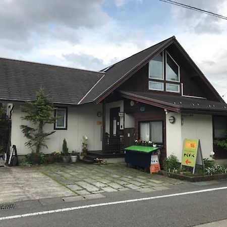 ヨーコのお宿 わくわく Toyama Station Extérieur photo
